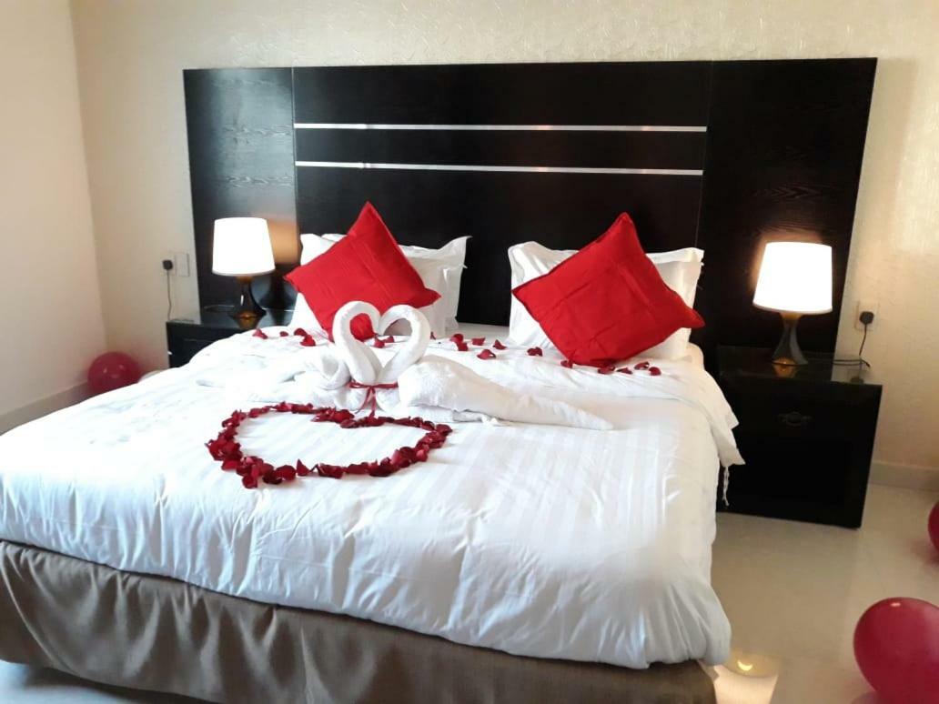 Blue Sands Palace Nadinah ภายนอก รูปภาพ